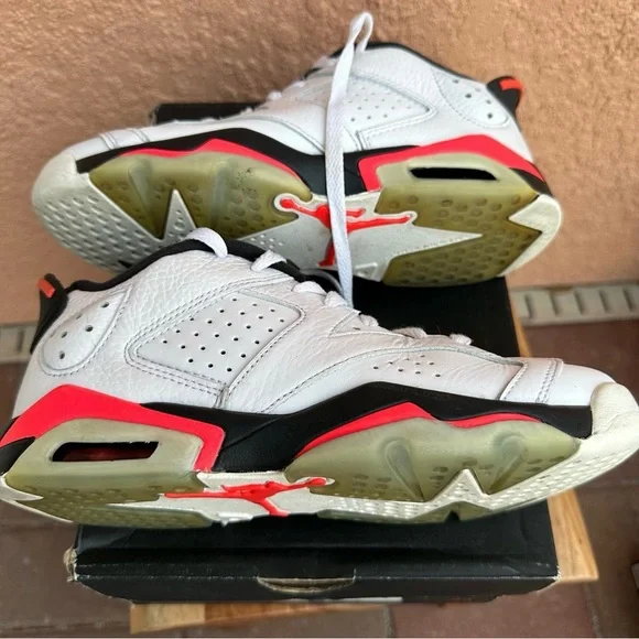 Air Jordan 6 Grade School 6Y White/Black - Picture 3 of 6